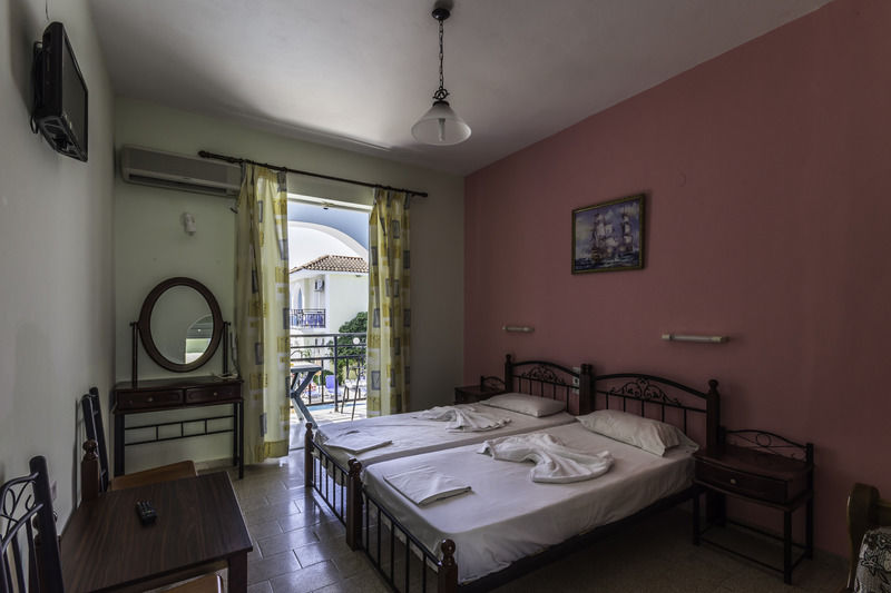 Vossos Hotel Apartments Laganas Dış mekan fotoğraf